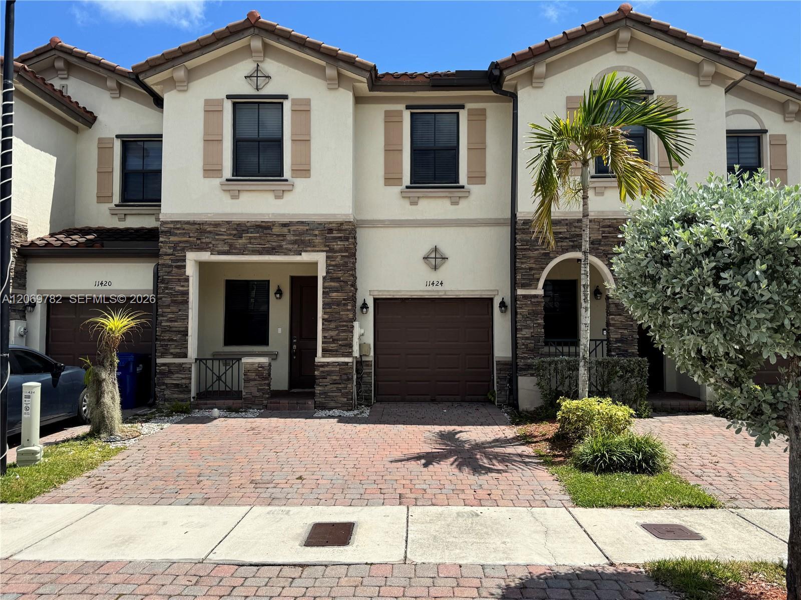 11424 SW 252nd St, Homestead FL 33032