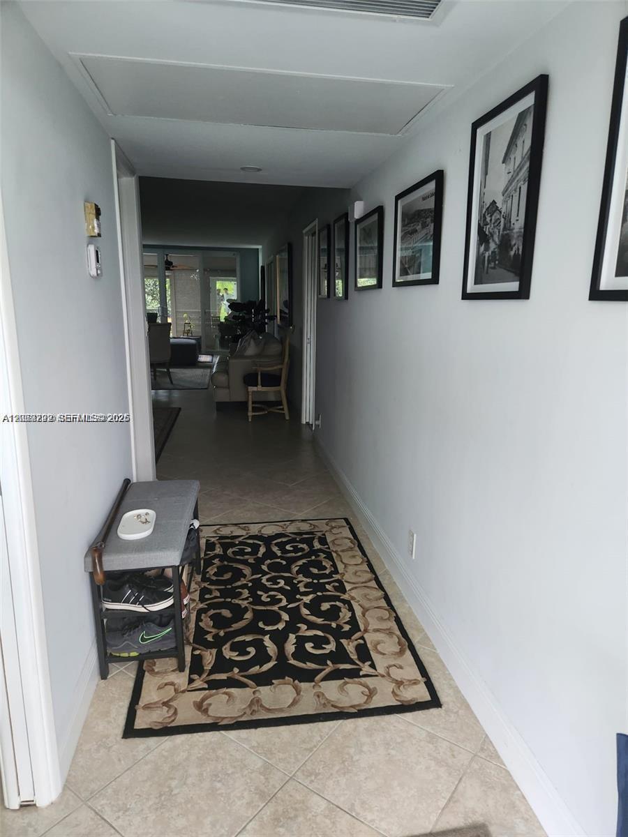 806 Cypress Grove Ln # 403, Pompano Beach FL 33069 photo 4