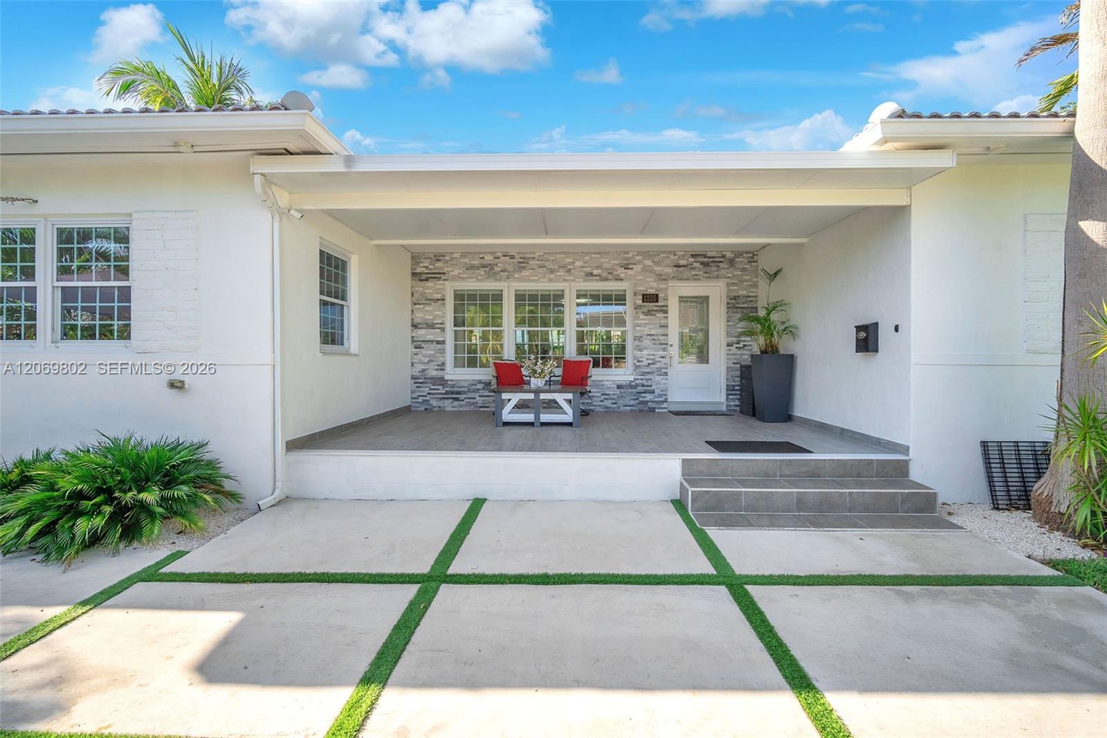 1235 NE 88th St, Miami FL 33138 photo 5