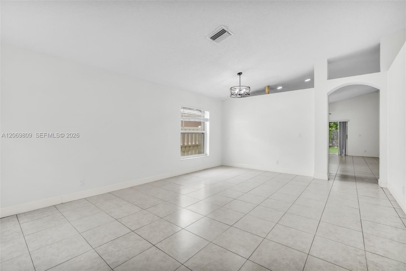 2230 NW 145th Ave, Pembroke Pines FL 33028 photo 2