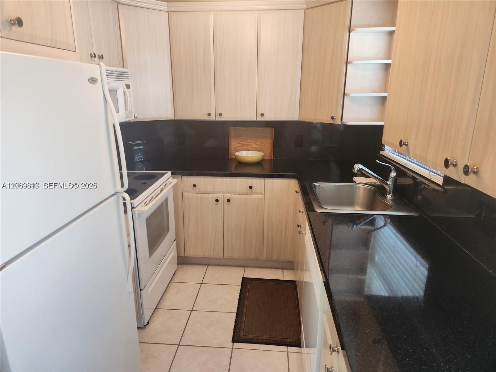 524 Tilford X # 524, Deerfield Beach FL 33442 photo 5