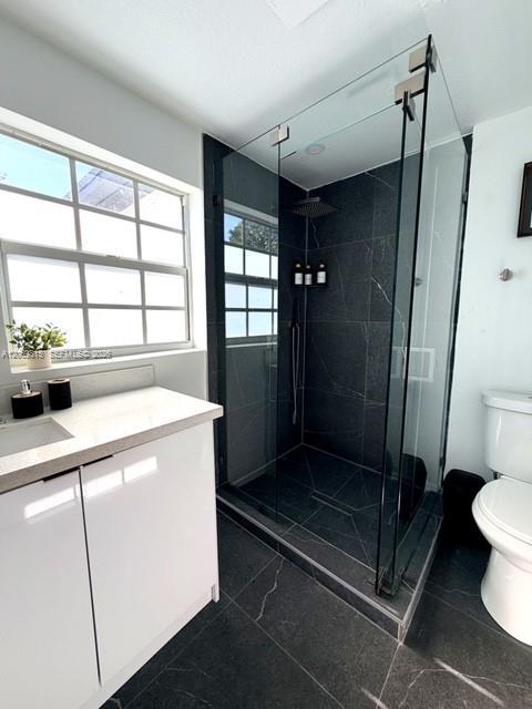 204 SW 2nd Ave, Hallandale Beach FL 33009 photo 3