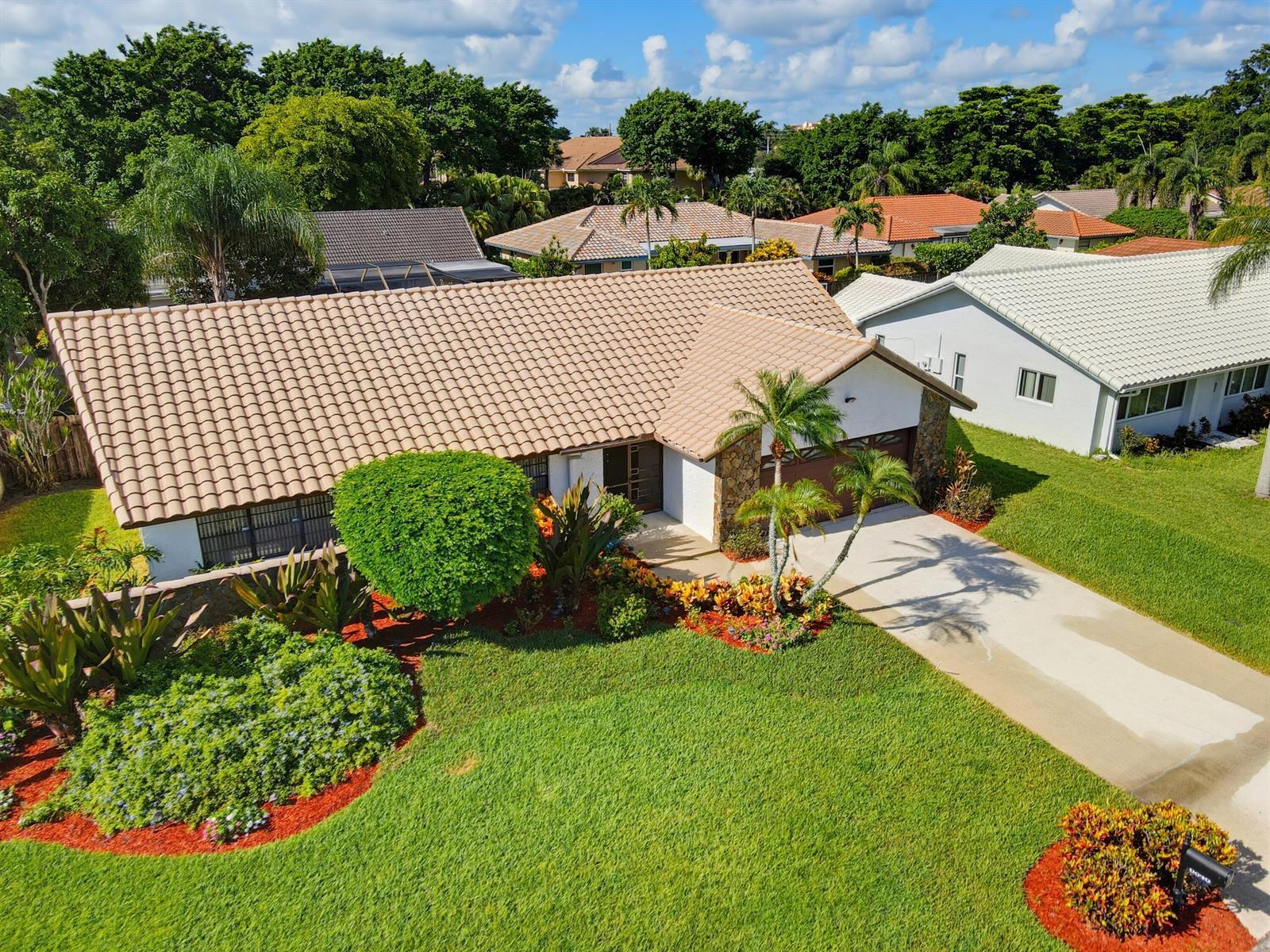 6846 BIANCHINI Circle, Boca Raton FL 33433 photo 2
