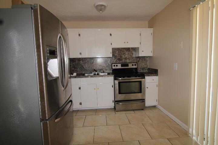 1412 W 6TH Street, Riviera Beach FL 33404 photo 2