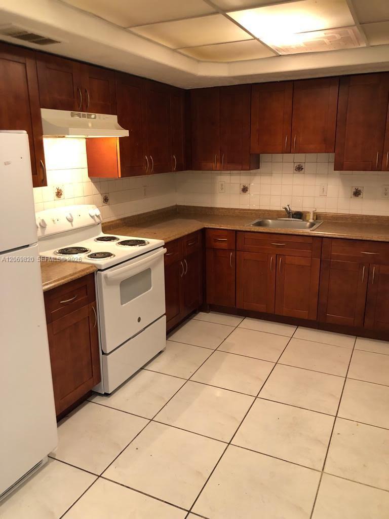 10090 NW 80th Ct # 1239, Hialeah Gardens FL 33016 photo 5