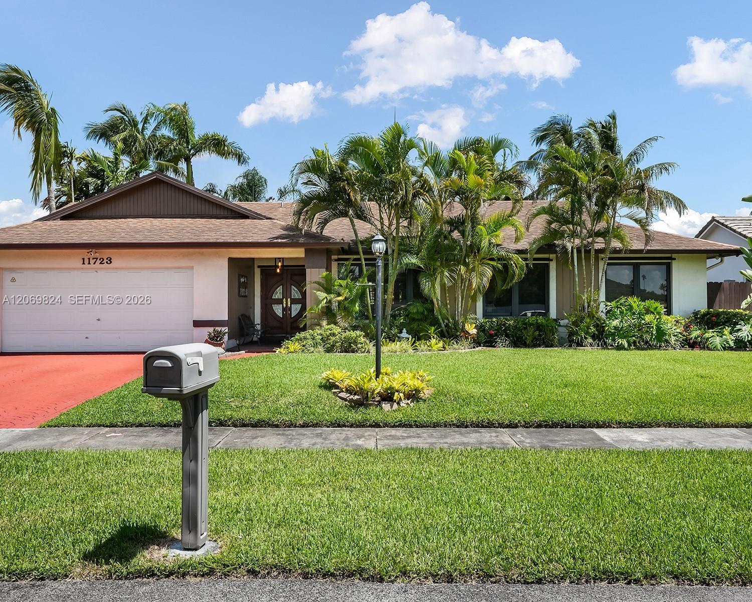 11723 SW 95th Ter, Miami FL 33186 photo 3