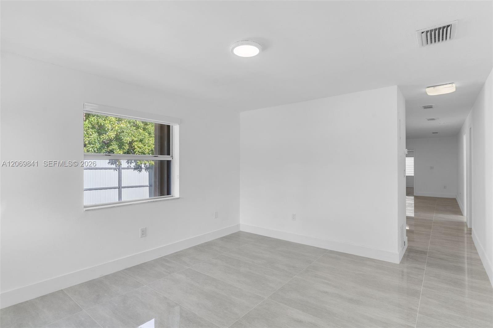 9999 NW 25th Ter, Doral FL 33172 photo 5