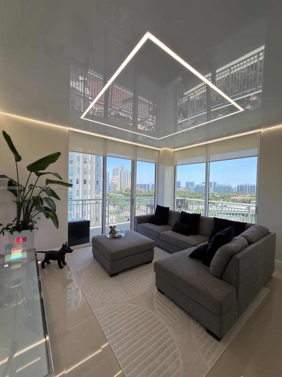 19501 W Country Club Dr # 1004, Aventura FL 33180
