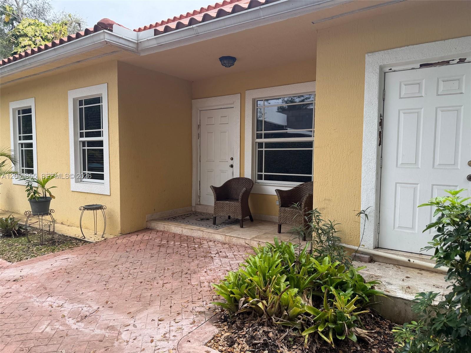 7449 SW 104th St, Pinecrest FL 33156