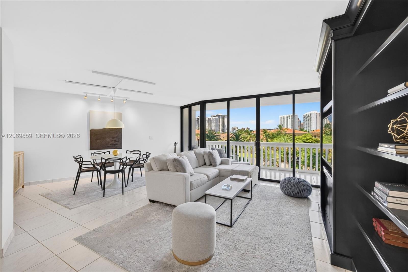 1000 Island Blvd # 405, Aventura FL 33160 photo 3