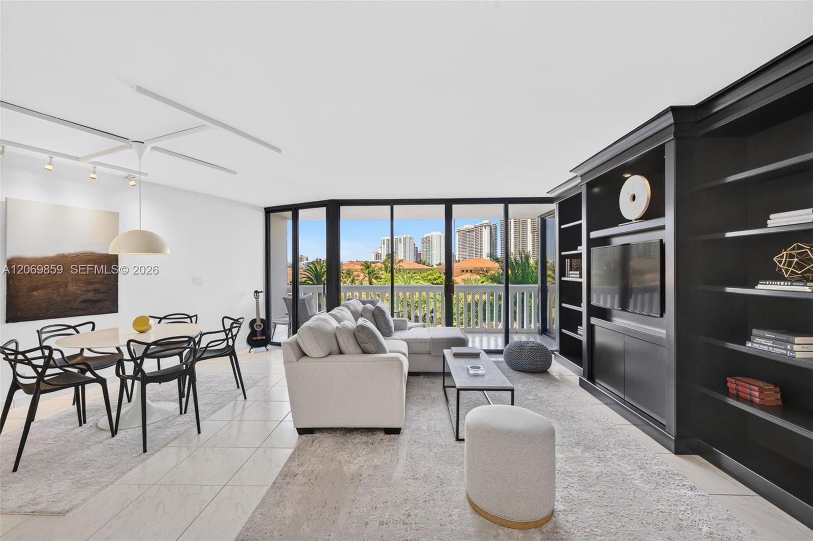 1000 Island Blvd # 405, Aventura FL 33160