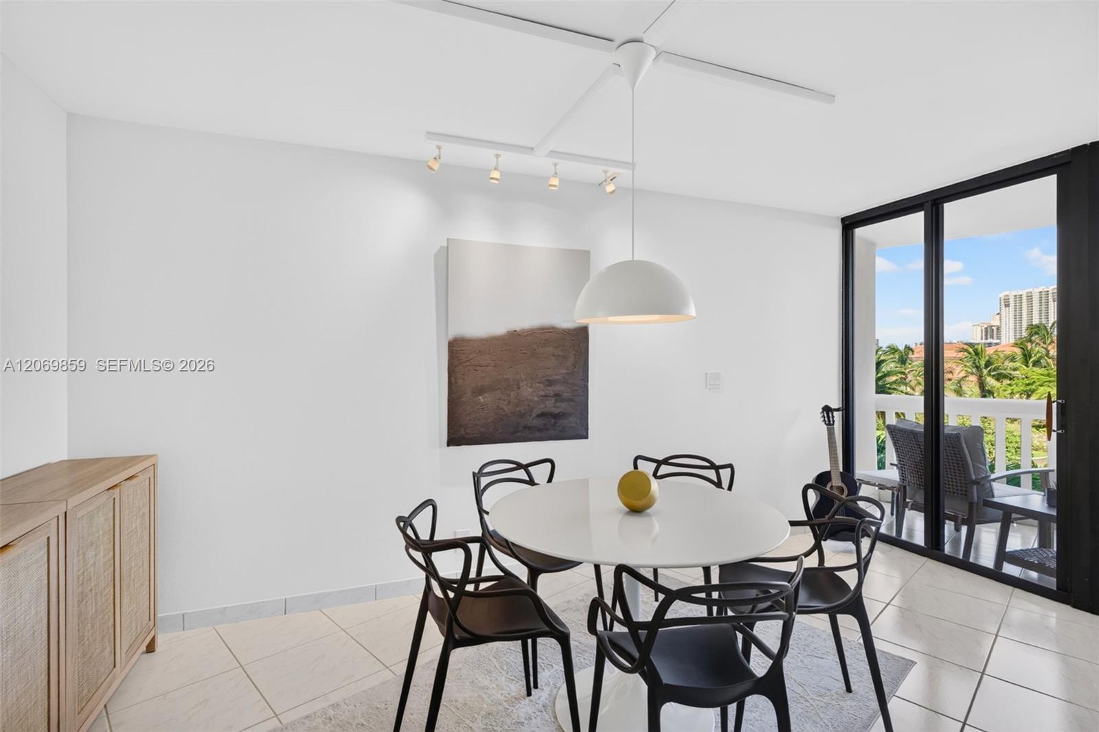 1000 Island Blvd # 405, Aventura FL 33160 photo 5