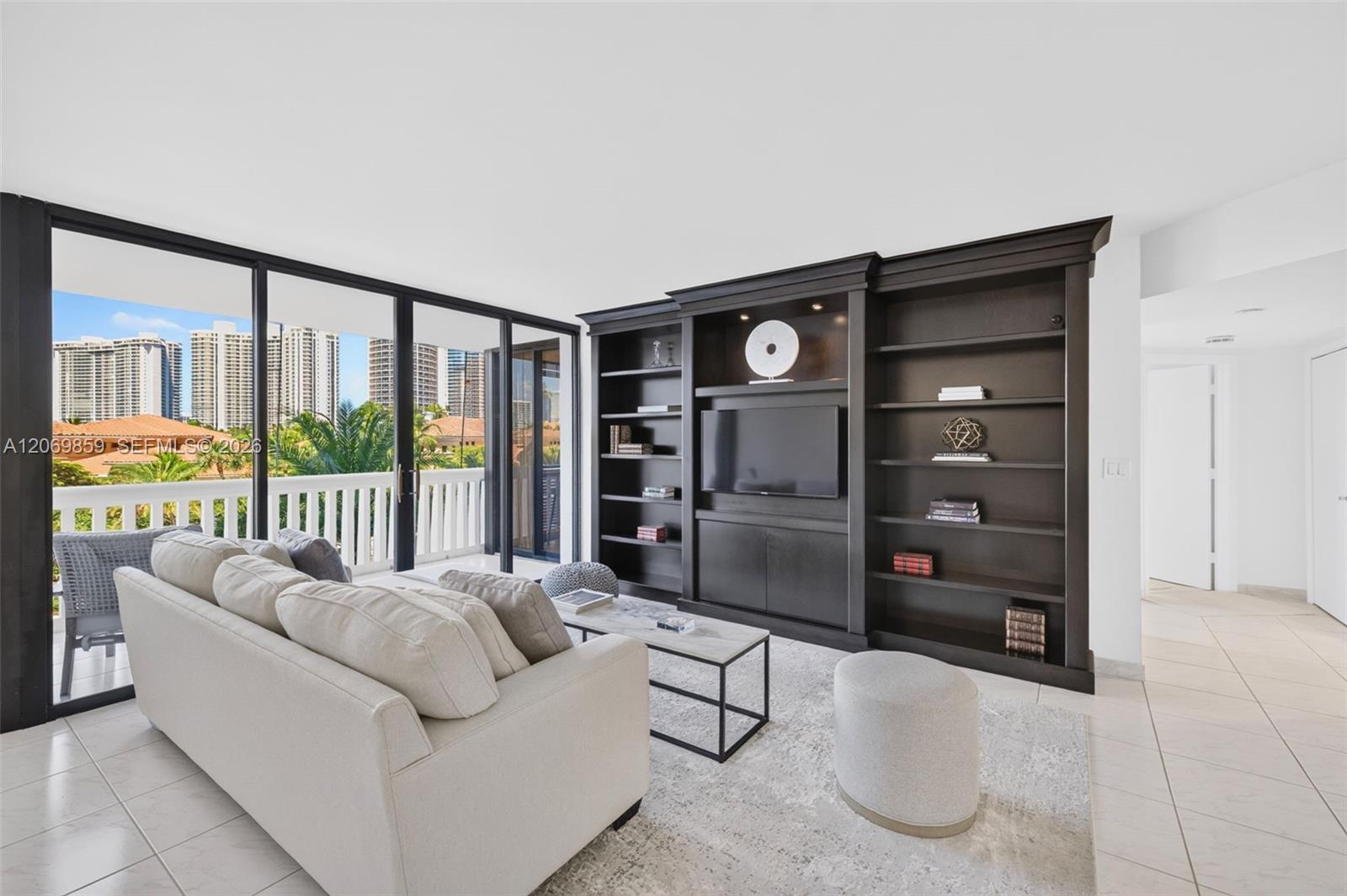 1000 Island Blvd # 405, Aventura FL 33160 photo 4