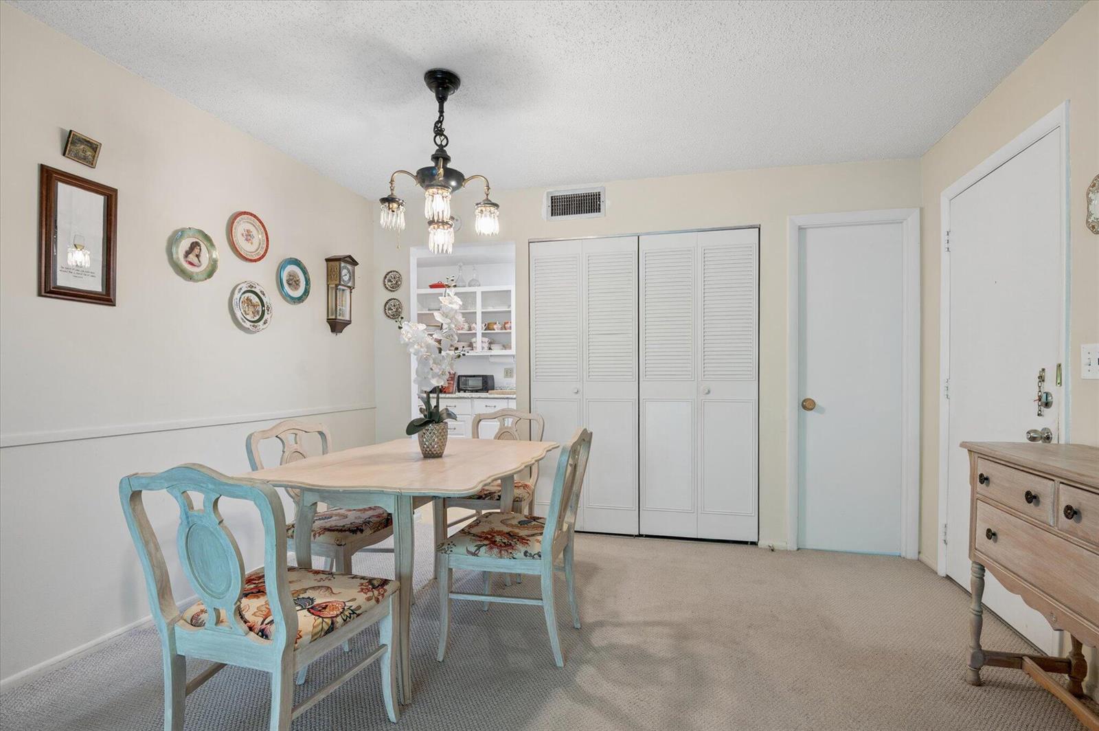 473 Lake Frances Drive, West Palm Beach FL 33411 photo 5