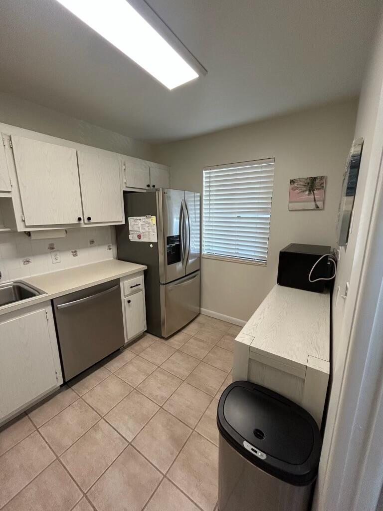 4489 Luxemburg Court, FL 33467 photo 2