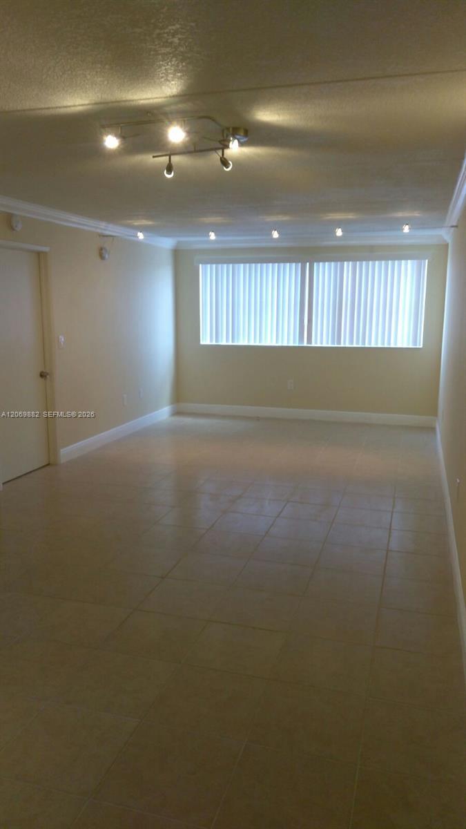 6195 NW 186th St # 417, Hialeah FL 33015 photo 5