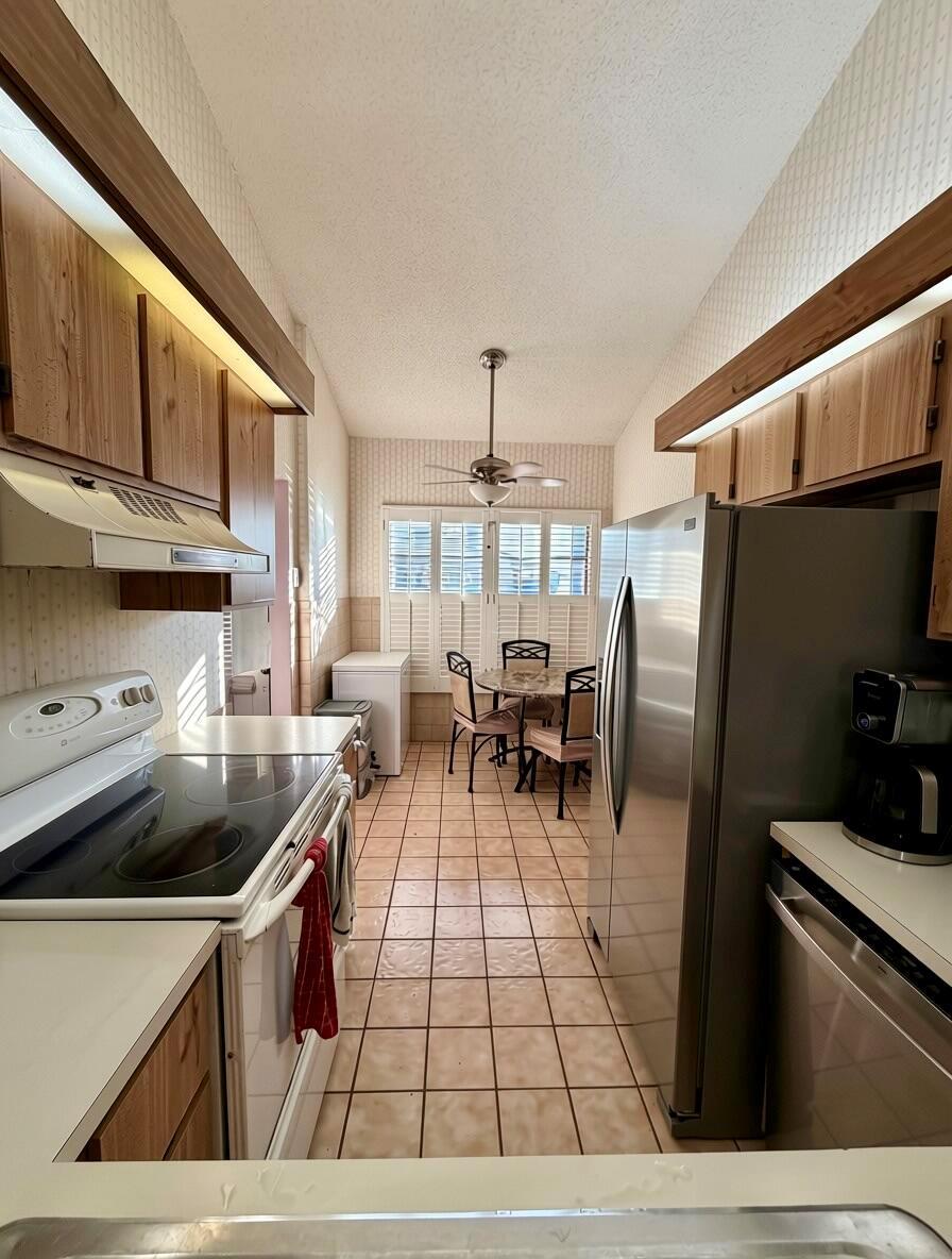 1270 PARKSIDE GREEN Drive # D, FL 33415 photo 4