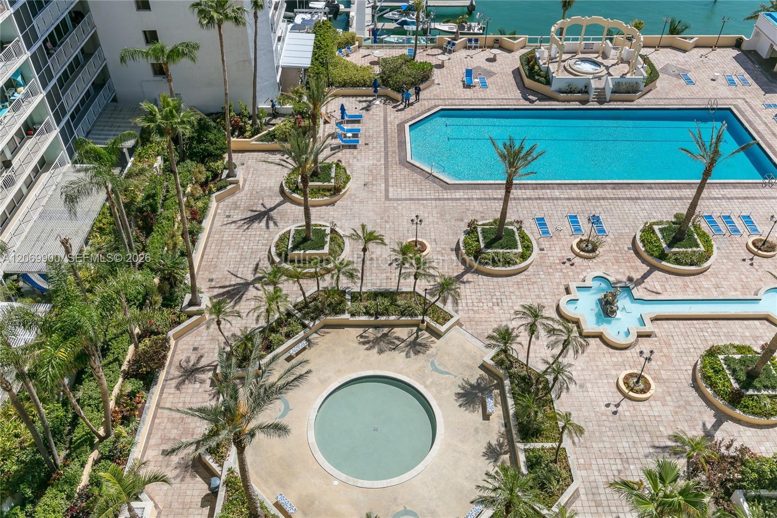 7601 E Treasure Dr # 1509, North Bay Village FL 33141 photo 4