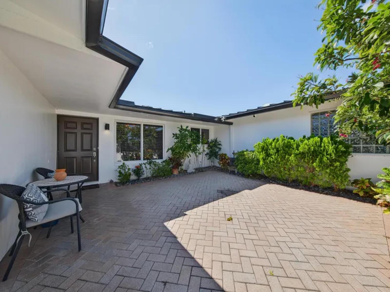 2125 NE 17TH Terrace, Wilton Manors FL 33305 photo 4