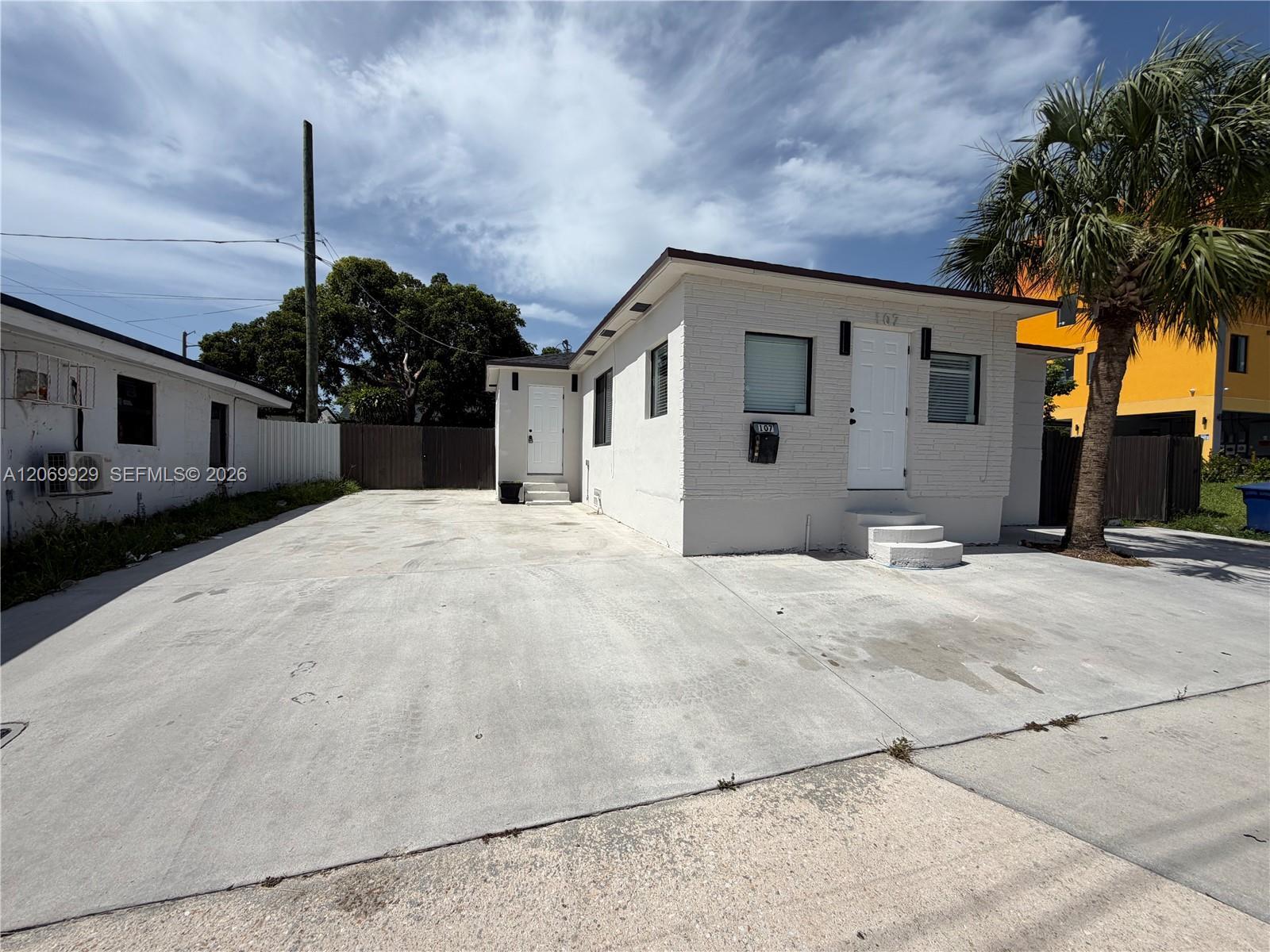107 W Pembroke Rd # 0, Hallandale Beach FL 33009 photo 2