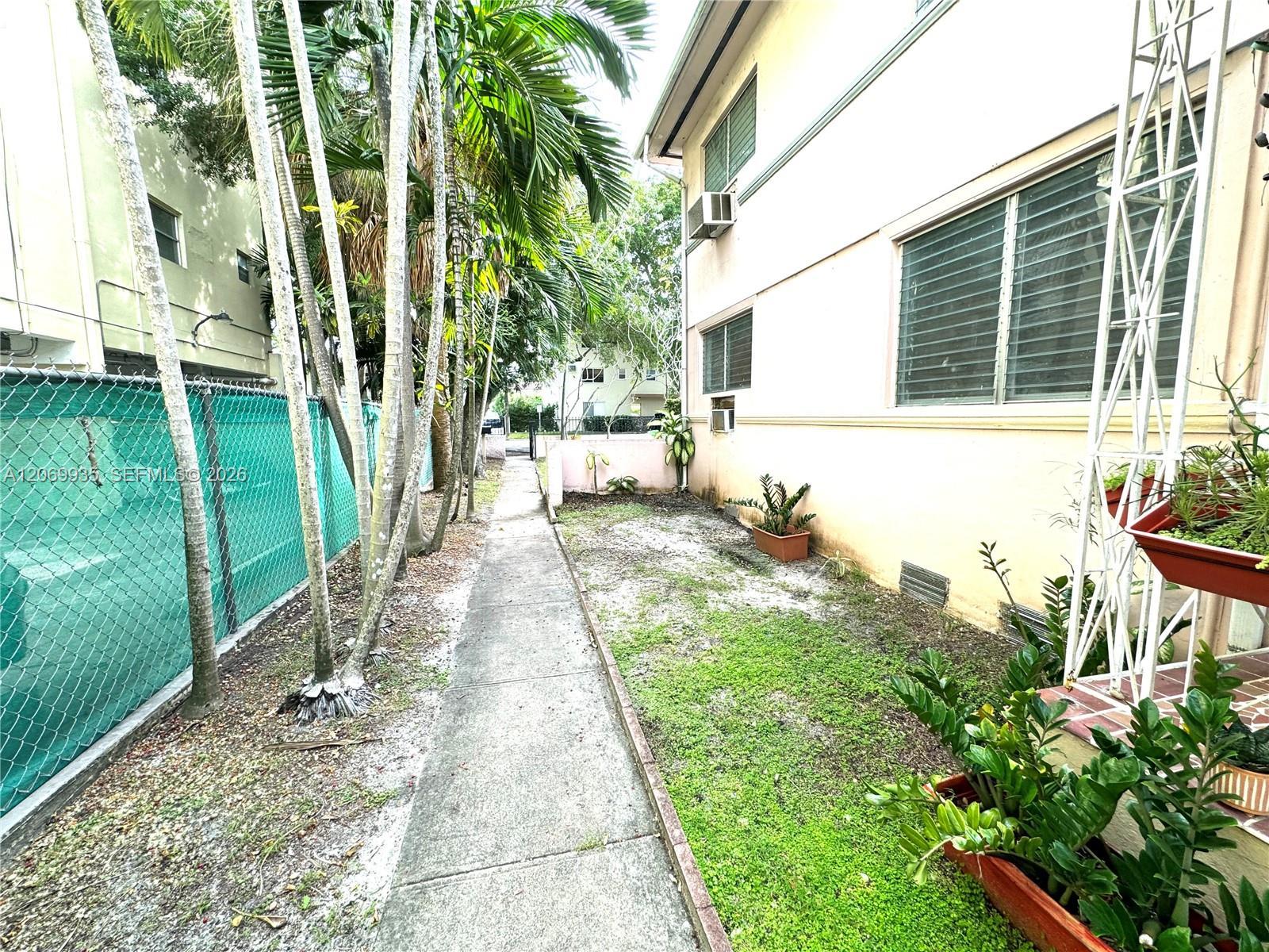 433 Santander Ave # 1, Coral Gables FL 33134 photo 3