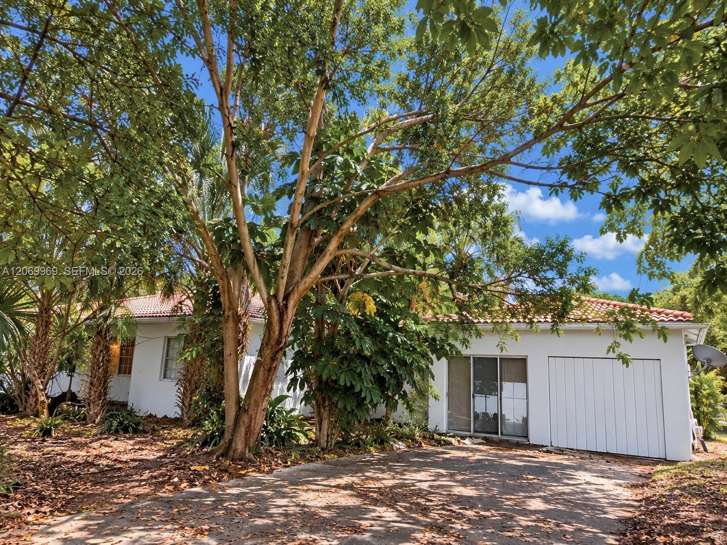 1120 NE 115th St, Biscayne Park FL 33161 photo 3
