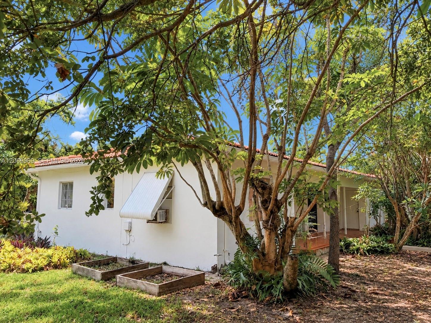 1120 NE 115th St, Biscayne Park FL 33161 photo 5