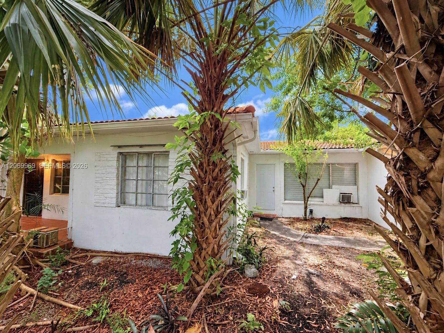 1120 NE 115th St, Biscayne Park FL 33161 photo 4