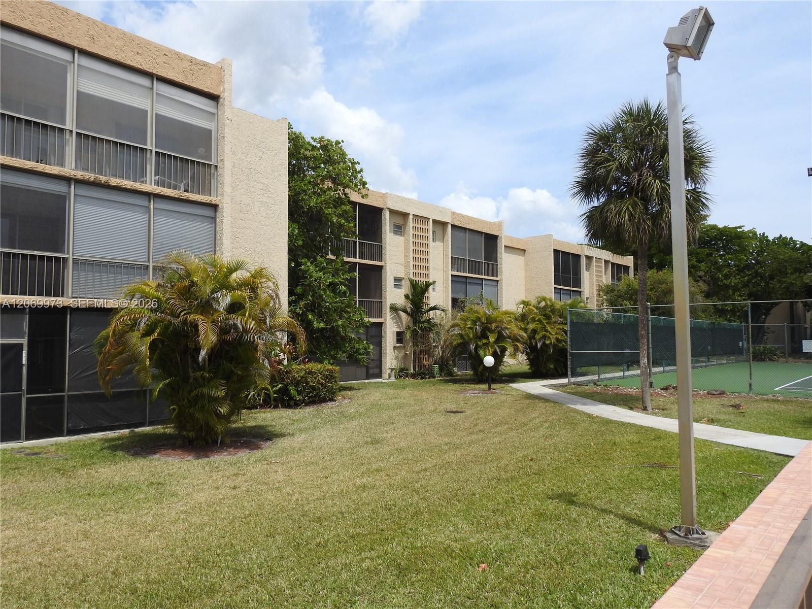8401 SW 107th Ave # 211E, Miami FL 33173 photo 3