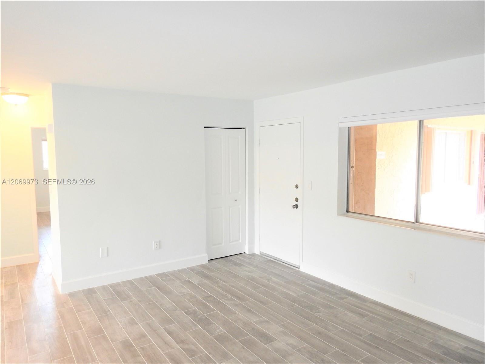 8401 SW 107th Ave # 211E, Miami FL 33173 photo 4
