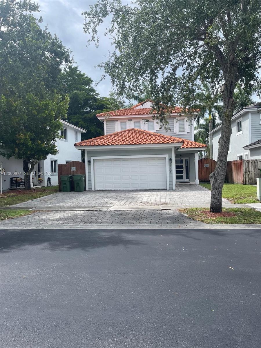 3134 NE 3rd Dr, Homestead FL 33033 photo 2