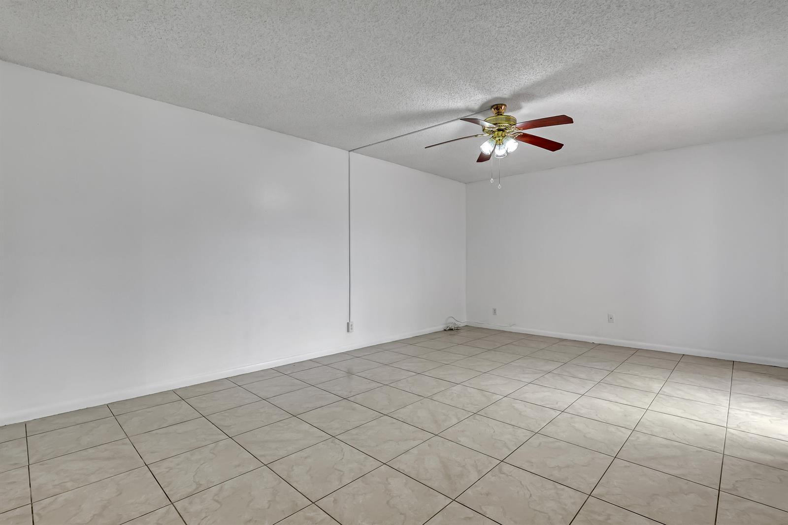 6335 Red Pine Lane # A, FL 33415 photo 4