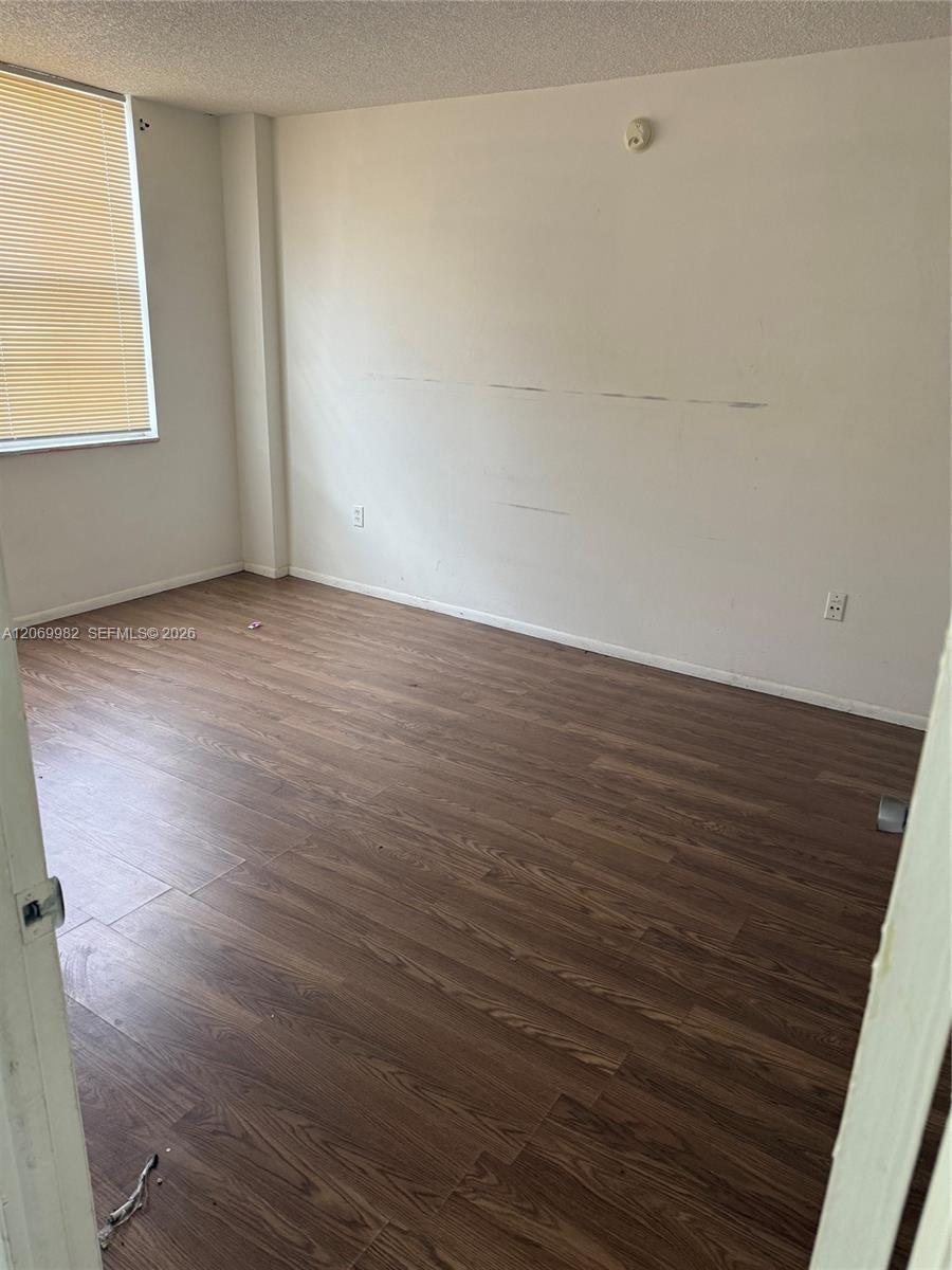 15600 NW 7th Ave # 1, Miami FL 33169 photo 3