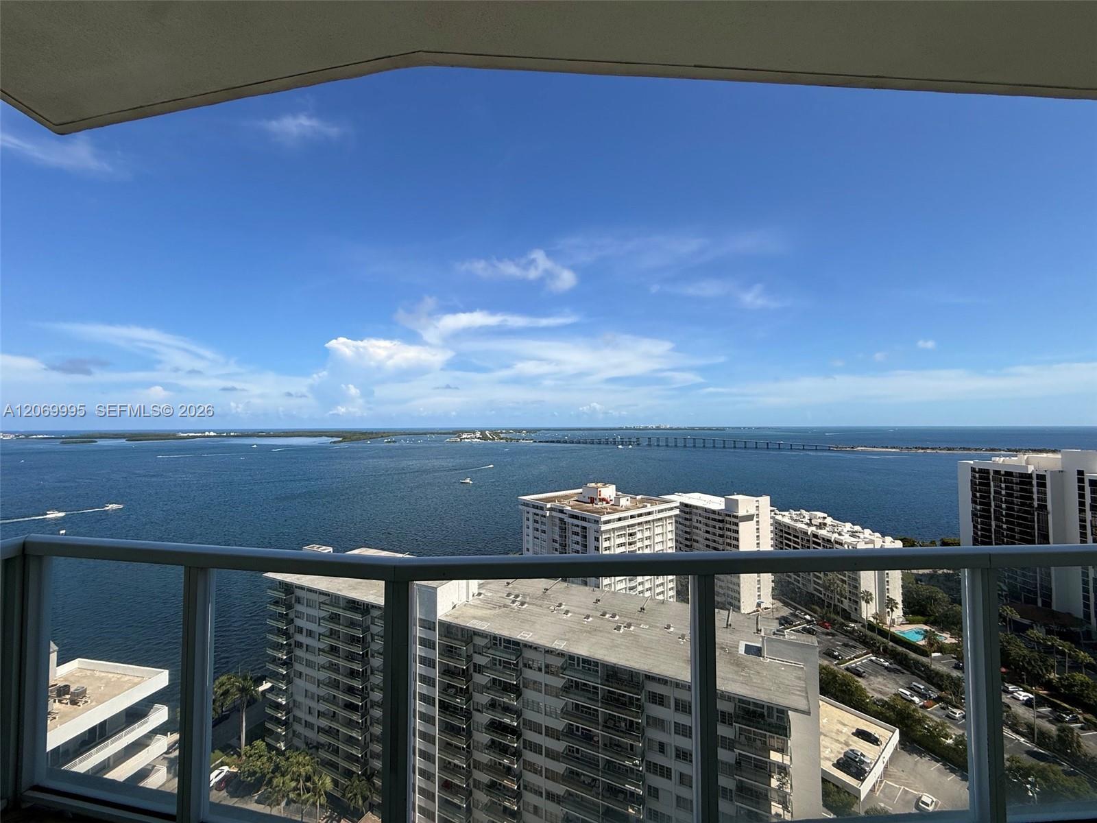 218 SE 14th St, Miami FL 33131 photo 4