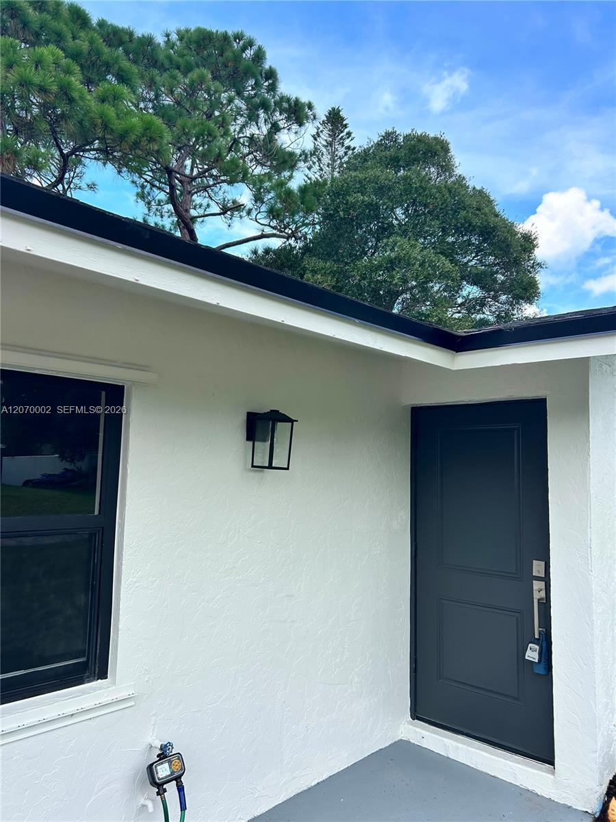 5701 Myrtle Dr, Fort Pierce FL 34982 photo 3