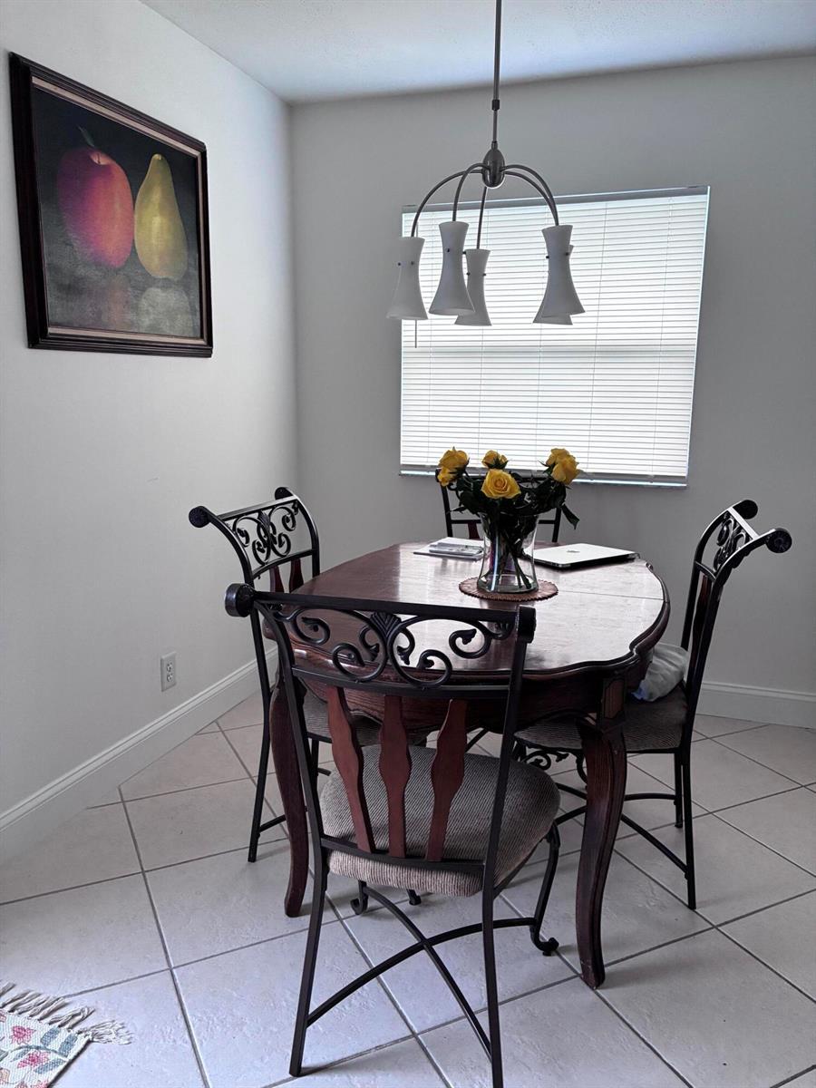 276 Brittany F, Delray Beach FL 33446 photo 2