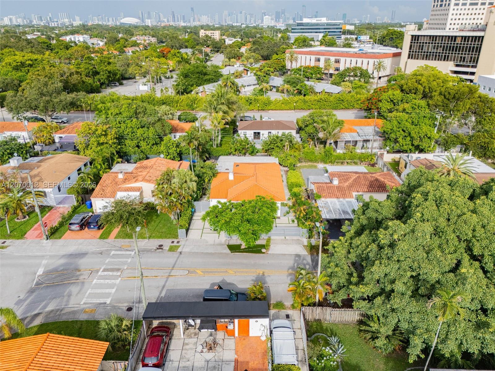 619 SW 39th Ave, Miami FL 33134 photo 4
