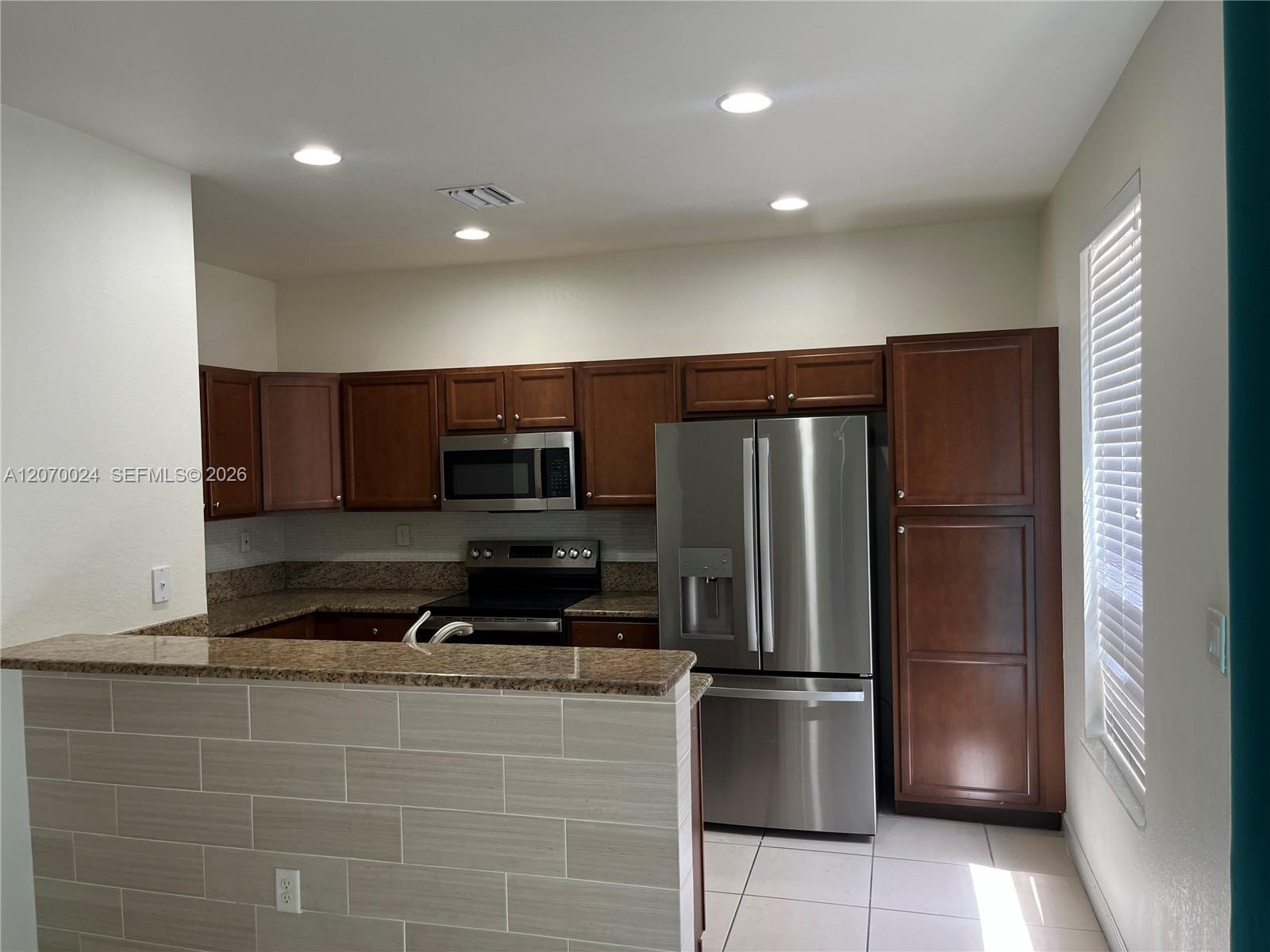 9362 SW 171st Ave, Miami FL 33196 photo 2