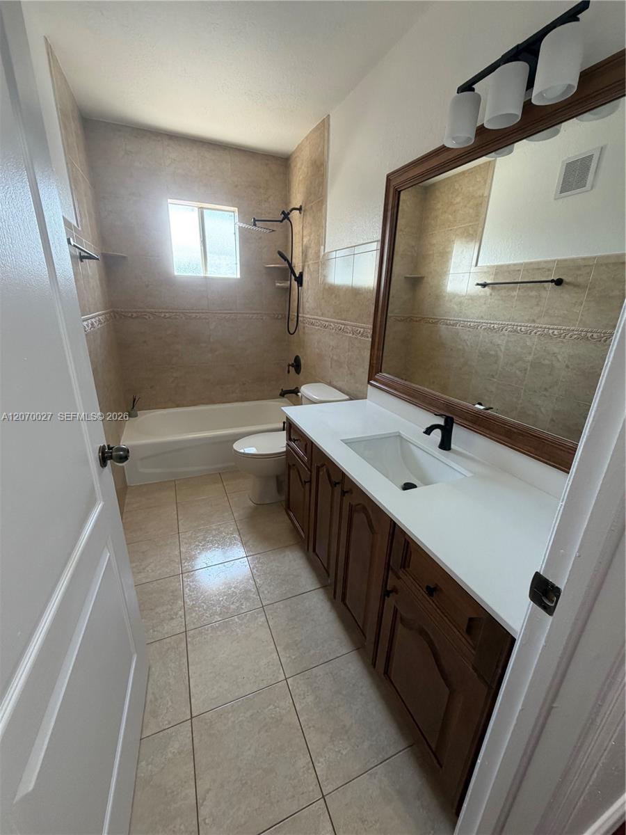 7776 W 36th Ave # 3, Hialeah FL 33018 photo 4