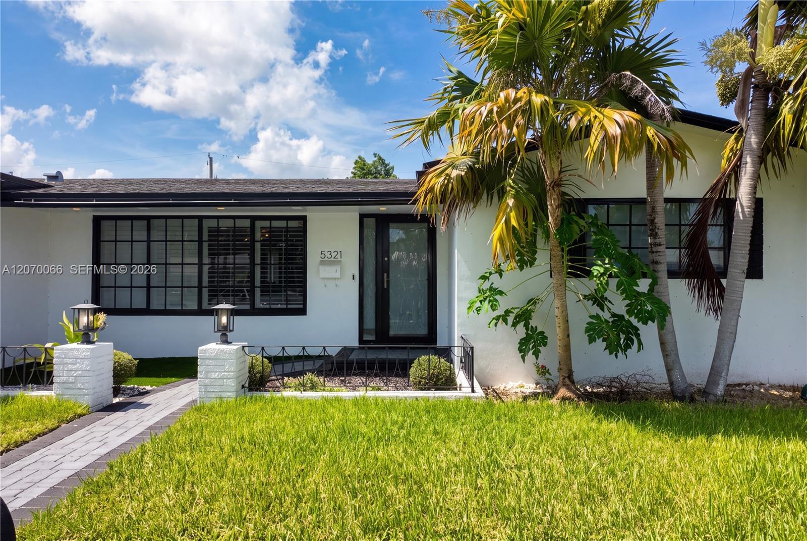 5321 Lincoln St # 5321, Hollywood FL 33021 photo 3