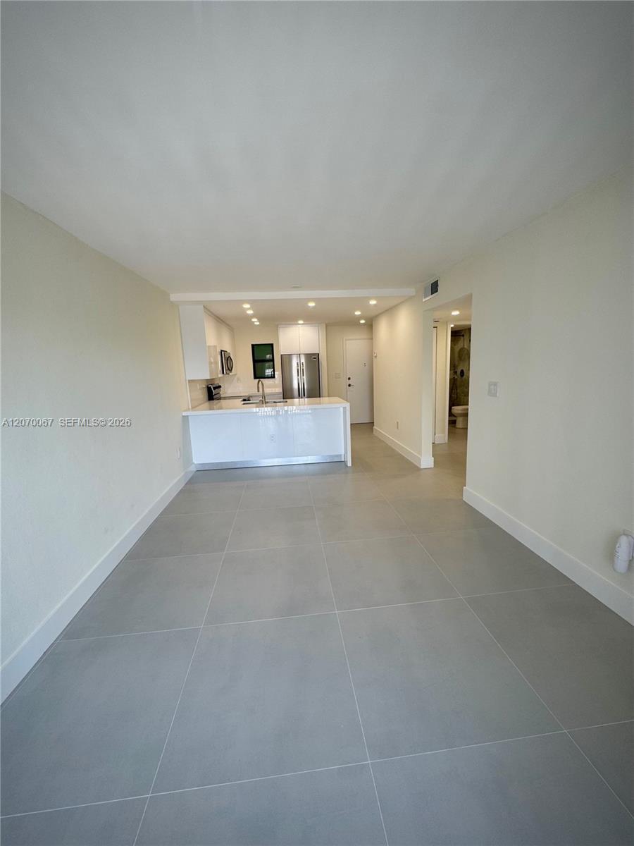 1530 SW 2nd St # 405, Miami FL 33135 photo 3