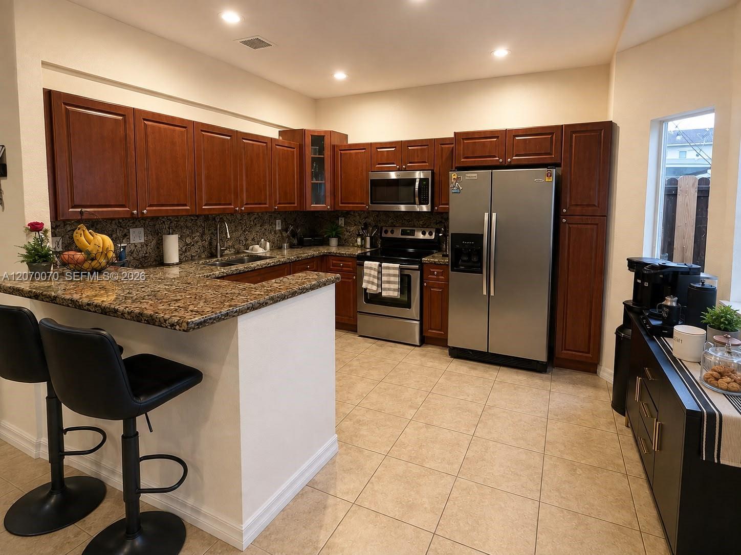 Miami, FL 33185 photo 4