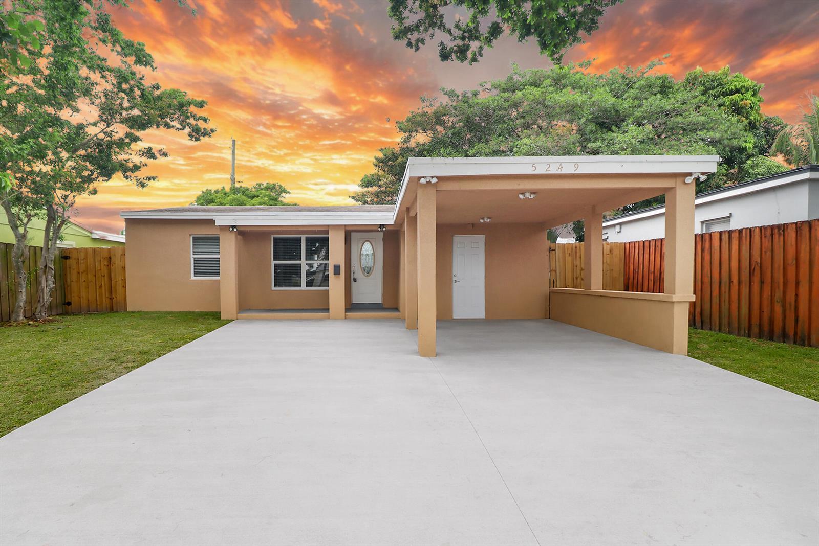 5249 NE 4TH Terrace, Oakland Park FL 33334