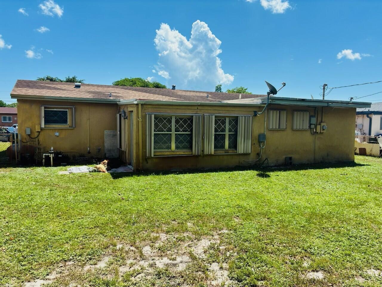 1321 NW 32nd Avenue, Lauderhill FL 33311 photo 5