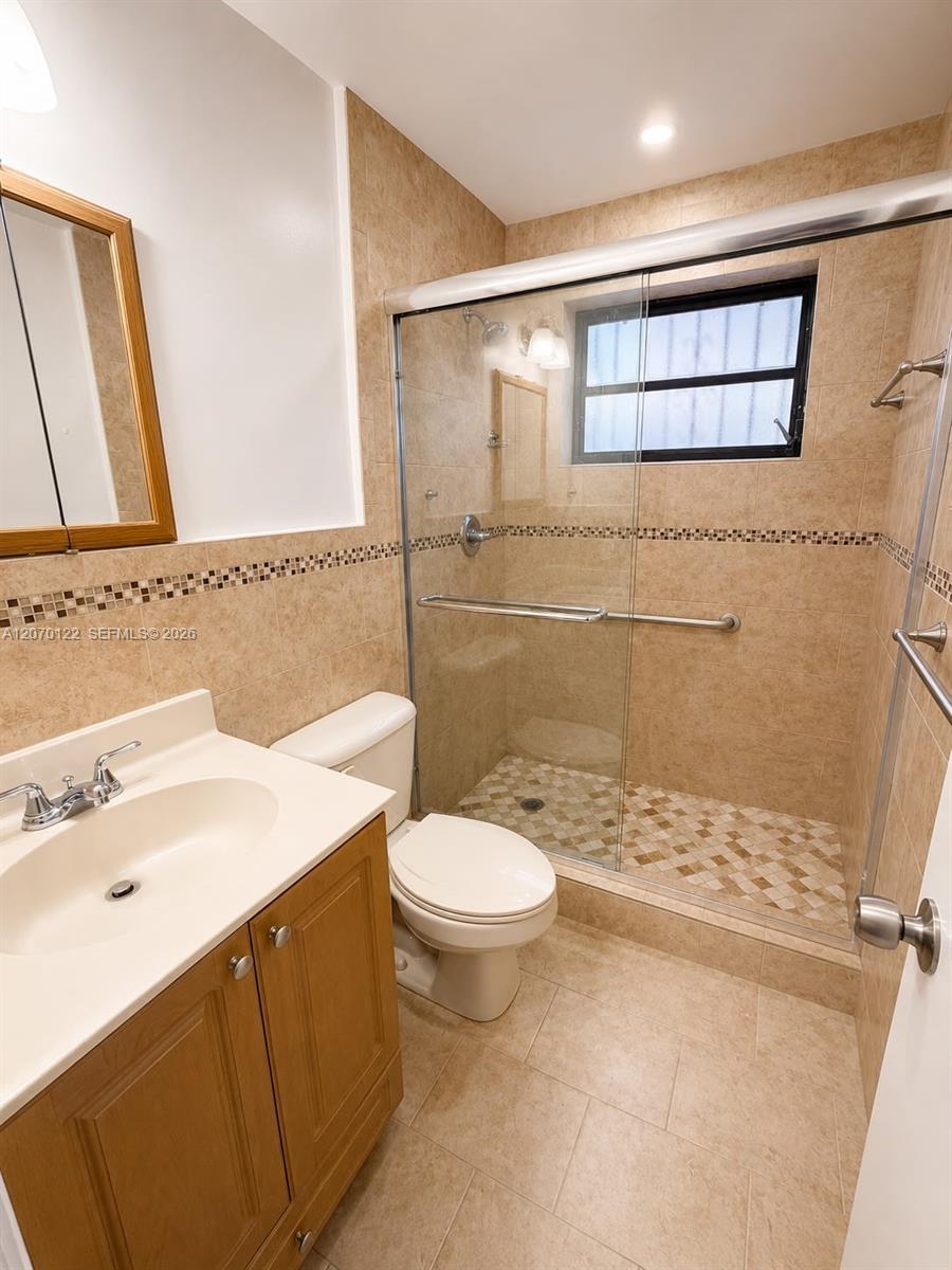 2219 SW 137th Pl, Miami FL 33175 photo 5