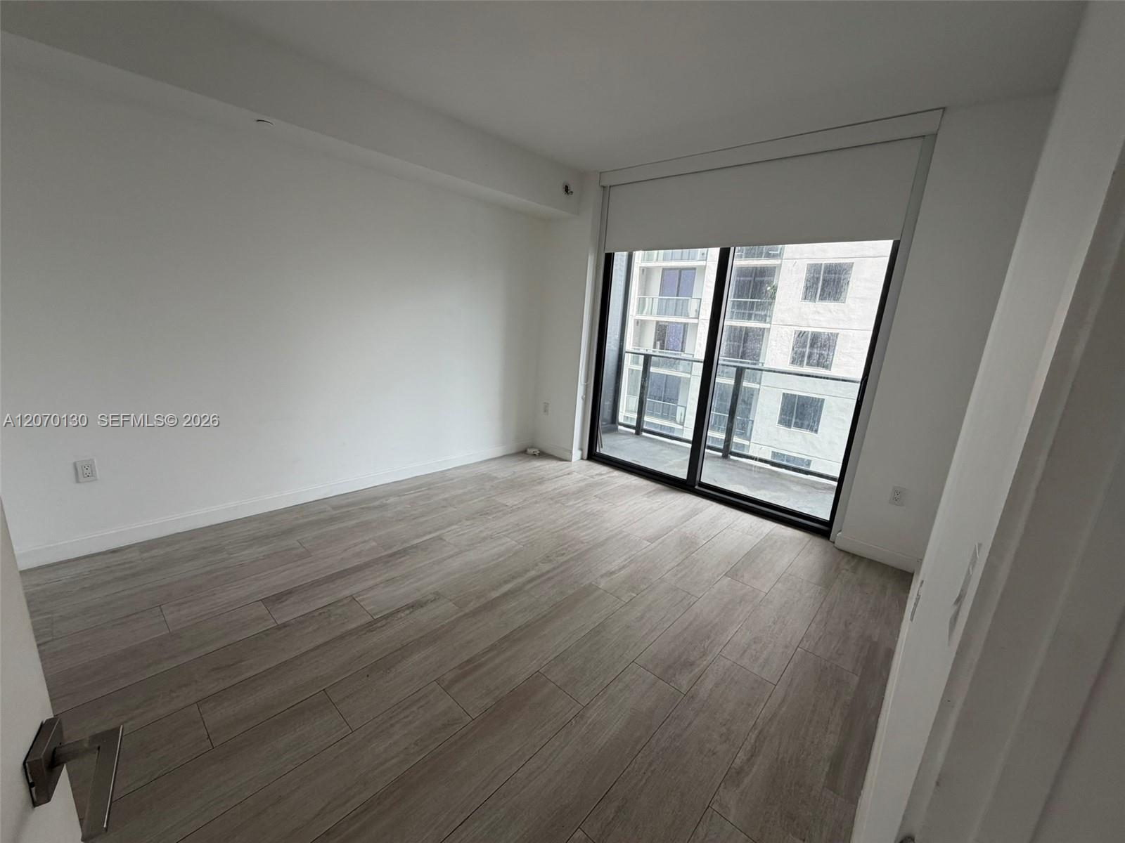 55 SW 9th St # 2410, Miami FL 33130 photo 4