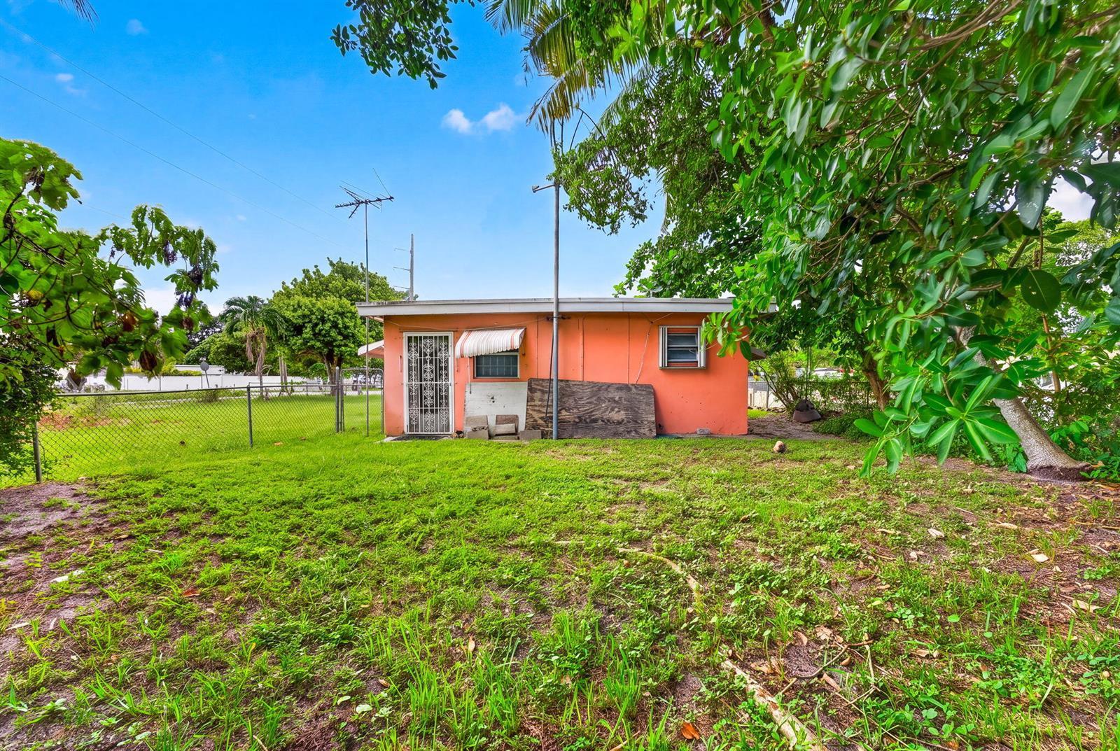 3111 NW 57th Street, Miami FL 33142 photo 5