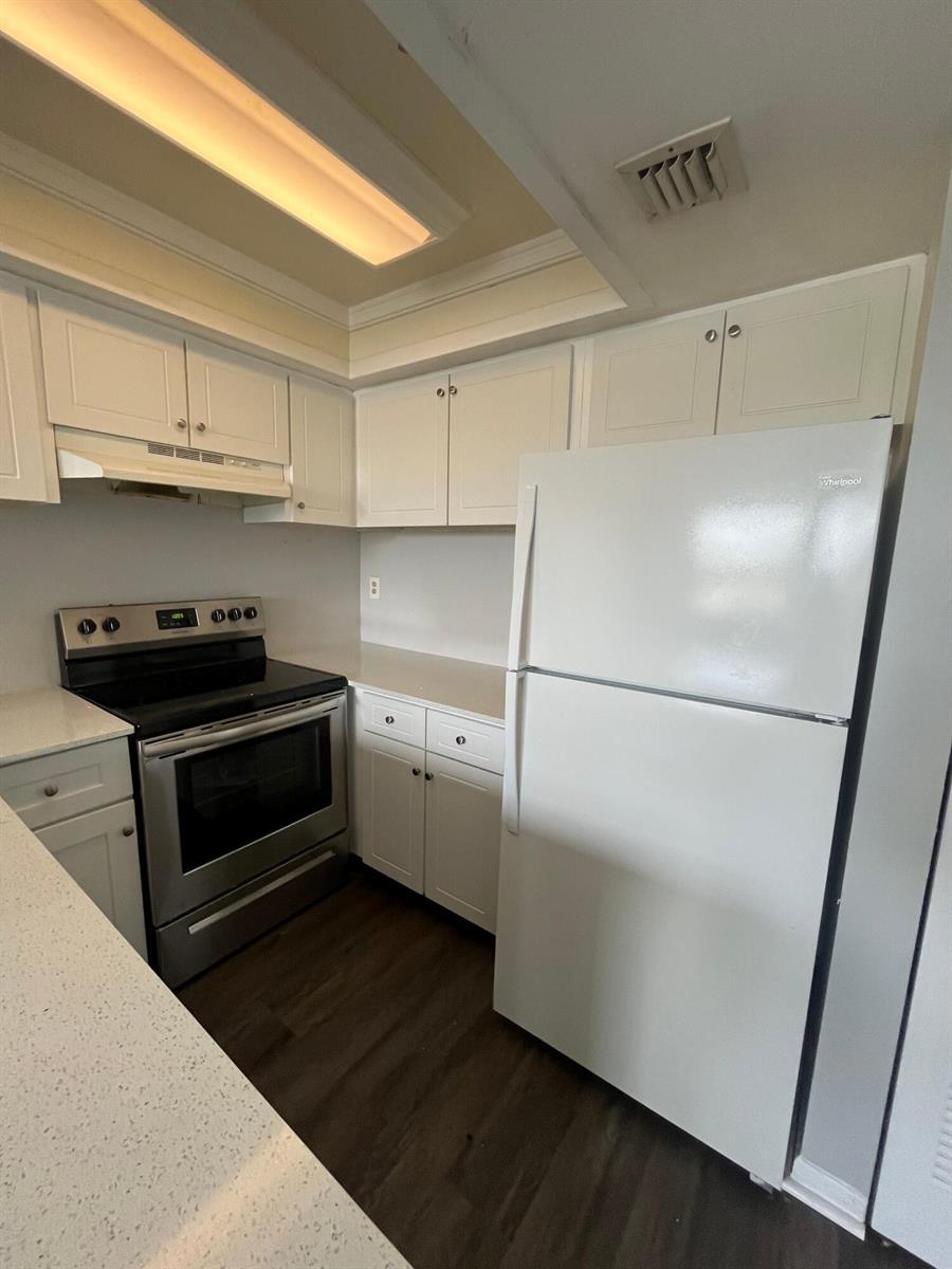 728 Executive Center Drive # 21, West Palm Beach FL 33401 photo 2