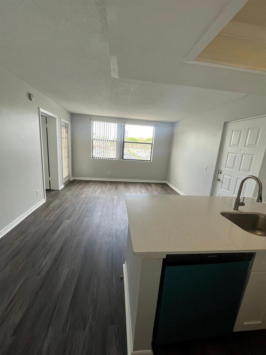 728 Executive Center Drive # 21, West Palm Beach FL 33401 photo 5