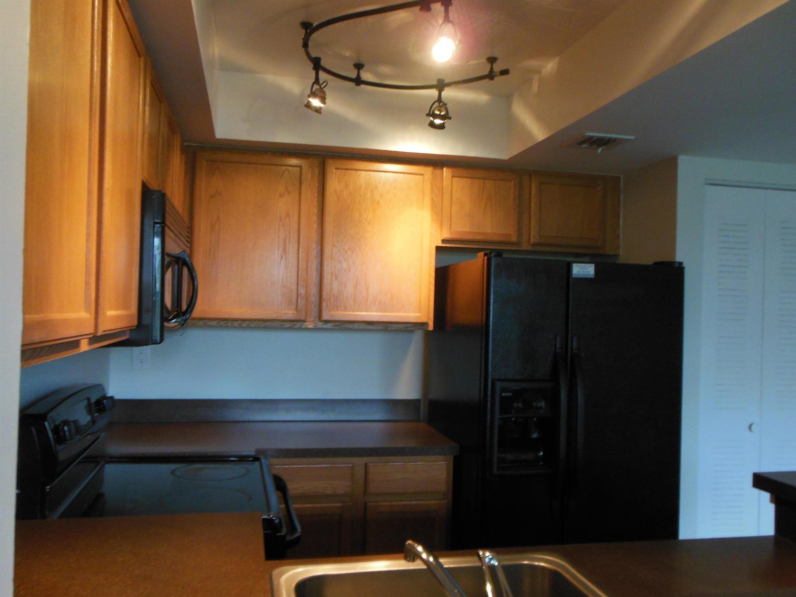 700 Executive Center Drive # 25, West Palm Beach FL 33401 photo 2